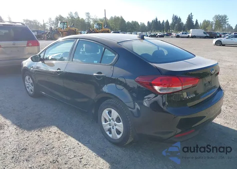 2018 Kia Forte Lx z USA, uszkodzony, nr VIN 3KPFK4A75JE184769